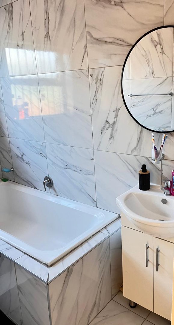 4 Bedroom Property for Sale in Kleinvlei Western Cape